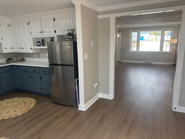 More Photos Of 500 Sharon Rd, King William Office Residential For Sale