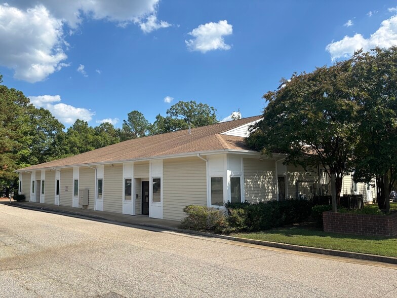 More Photos Of 3007 E Boundary Ter, Midlothian Unknown For Lease