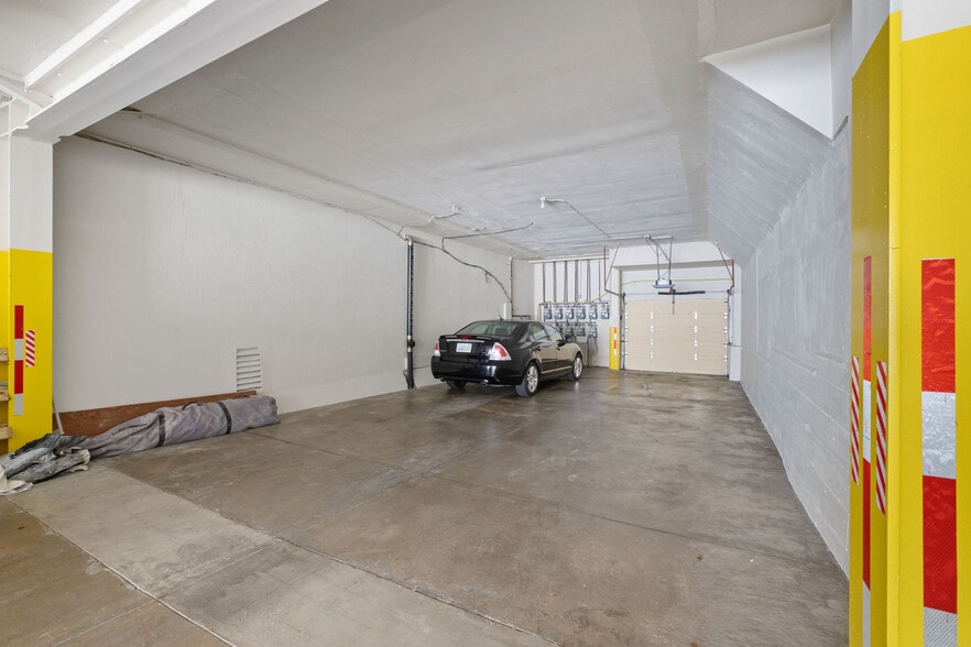 More Photos Of 447 34th Ave, San Francisco Apartments For Sale