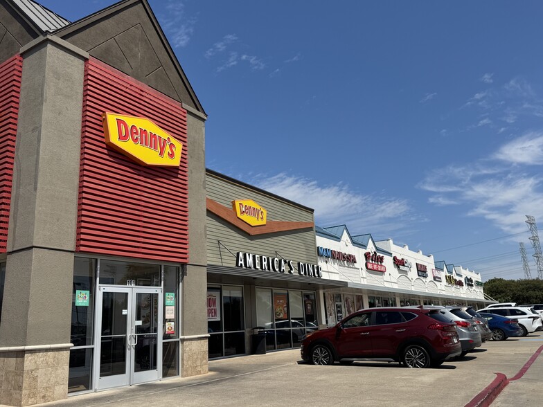 More Photos Of 212 Fm-518, Kemah Unknown For Lease