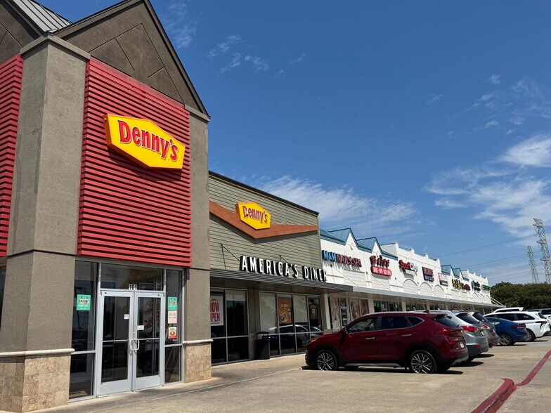 More Photos Of 212 FM 518, Kemah Storefront Retail Office For Lease