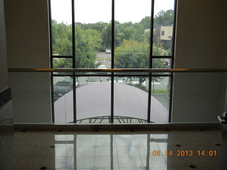 More Photos Of 1543 State Route 27, Somerset Medical For Lease