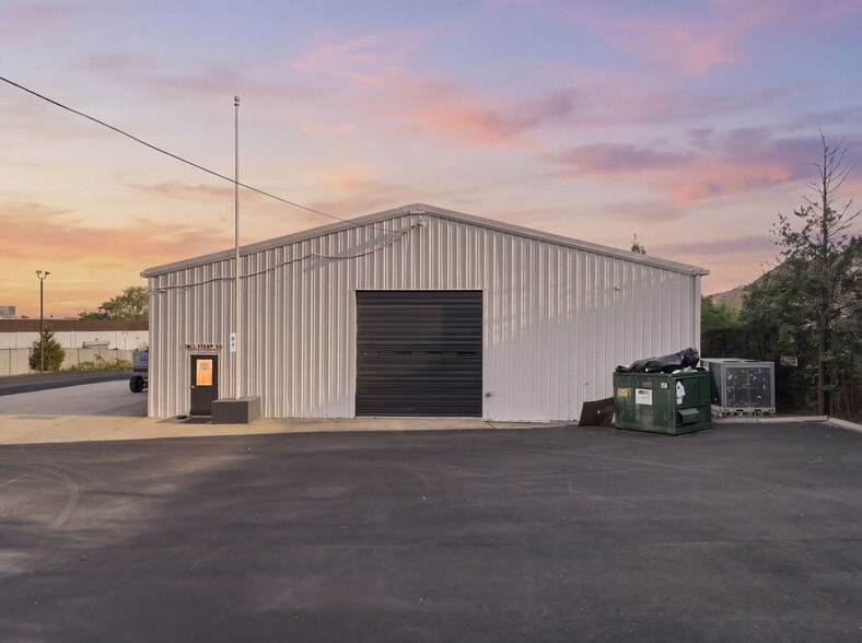 More Photos Of 4801 Stamp Rd, Marlow Heights Warehouse For Lease