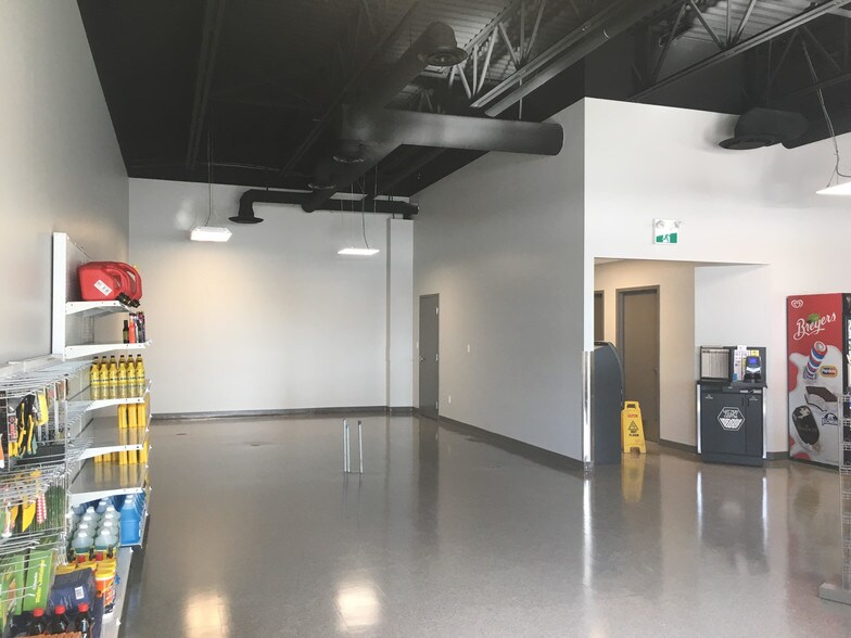More Photos Of 4101 49 Ave, Stony Plain Storefront For Sale