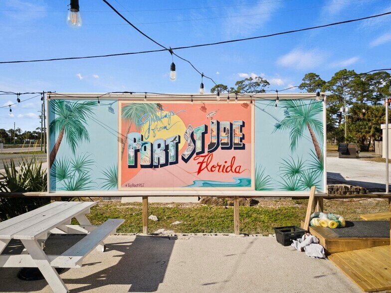 More Photos Of 304 Long Ave, Port Saint Joe Storefront Retail Residential For Sale