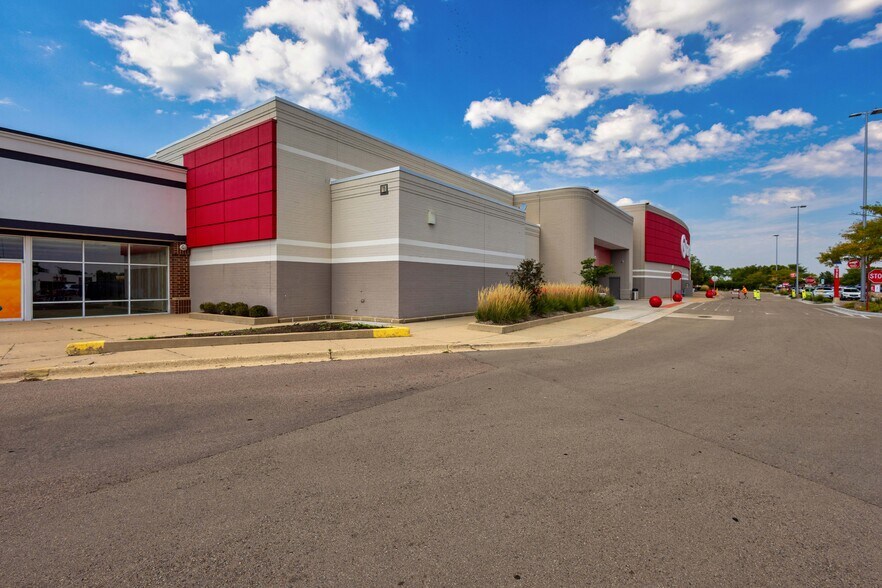 More Photos Of 5-81 N Randall Rd, Batavia Unknown For Lease