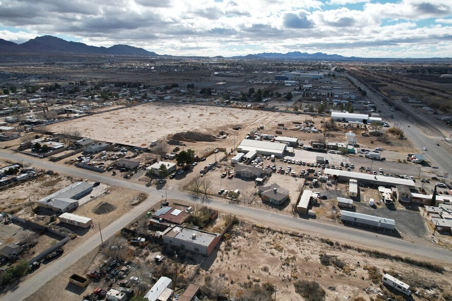 More Photos Of 7508 Doniphan Dr, Canutillo Auto Salvage Facility For Sale