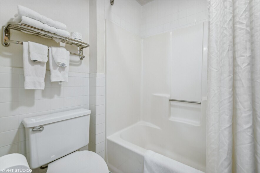 More Photos Of 1731 S State Route 127, Greenville Hotel For Sale