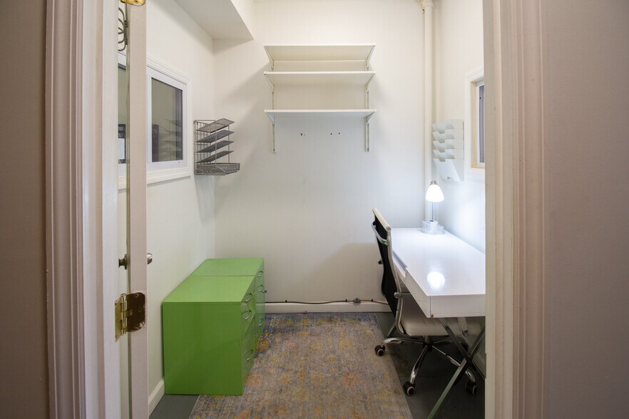 More Photos Of 235 Eldridge St, New York Apartments For Lease