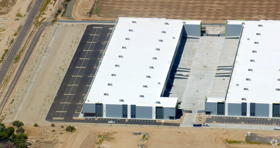 More Photos Of 15685 W Hatcher Rd, Waddell Distribution For Lease