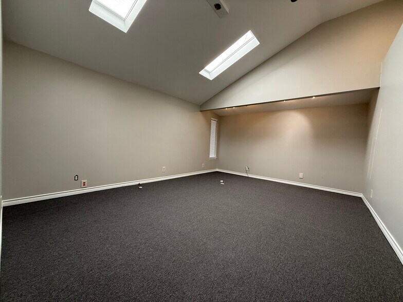 More Photos Of 2700 James St, Denton Industrial For Lease