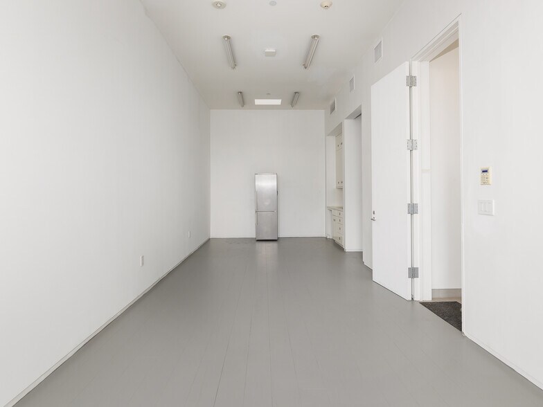 More Photos Of 208 Main St, El Segundo Loft Creative Space For Sale