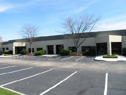 More Photos Of 2323-2329 Westbrooke Dr, Columbus Office For Lease