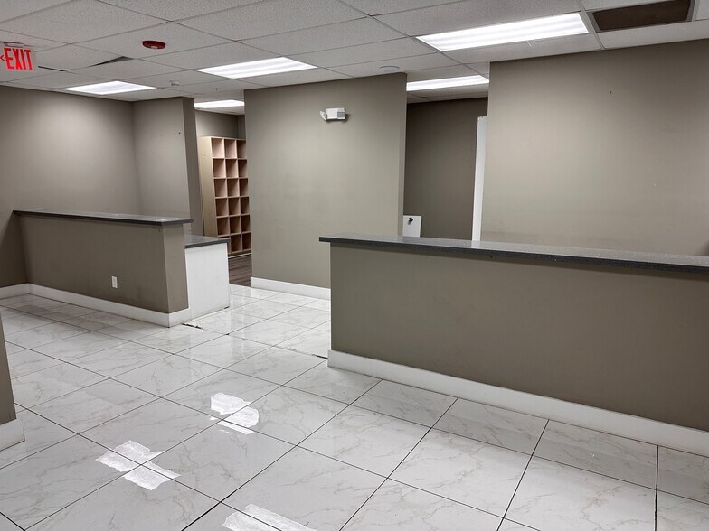 More Photos Of 4101 NW 3rd Ct, Plantation Medical For Lease