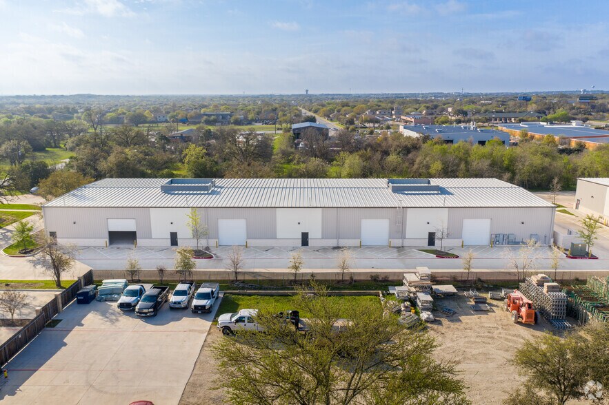 More Photos Of 1501 Leander Dr, Leander Warehouse For Lease