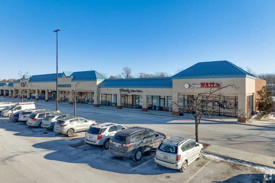 More Photos Of 1505-1525 US Highway 41, Schererville Department Store For Lease