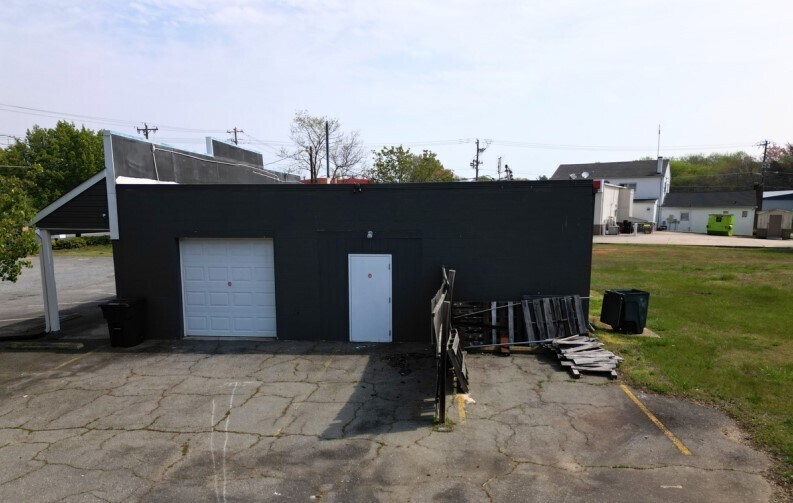 More Photos Of 2020 W Mountain St, Kernersville Restaurant For Sale