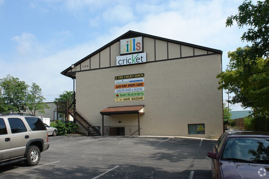 More Photos Of 169-171 E Reynolds Rd, Lexington Freestanding For Lease