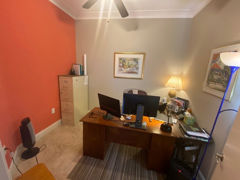 More Photos Of 1565 Sarno Rd, Melbourne Medical For Sale