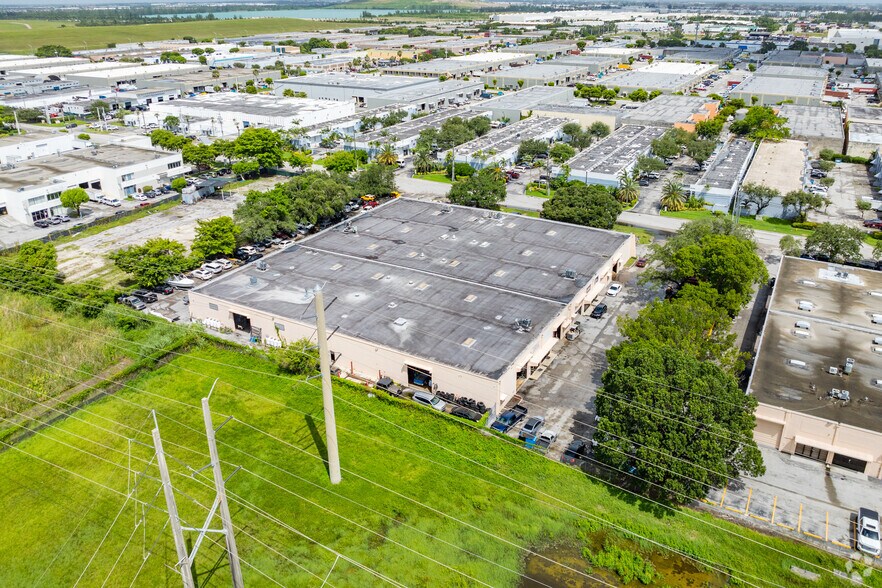 More Photos Of 8280-8298 NW 64th St, Miami Industrial For Sale