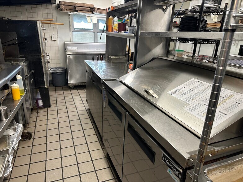 More Photos Of 89 E Grand Ave, Fox Lake Restaurant For Sale