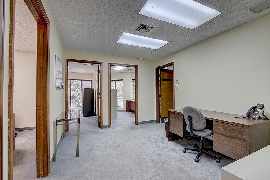 More Photos Of 777 E Altamonte Dr, Altamonte Springs Office For Sale
