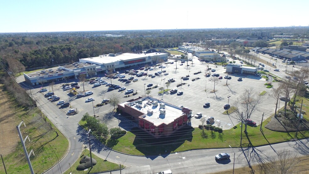 More Photos Of 4001 General De Gaulle Dr, Algiers Unknown For Lease