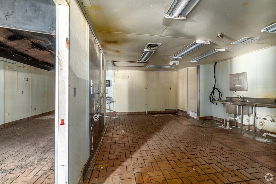 More Photos Of 1815 S Main St, Laurinburg Restaurant For Sale