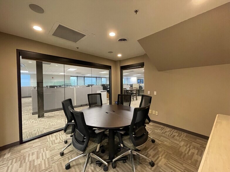 More Photos Of 1749 Mallory Ln, Brentwood Office For Lease