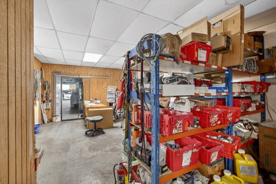 More Photos Of 3928 SW 12th Ct, Fort Lauderdale Manufacturing For Sale