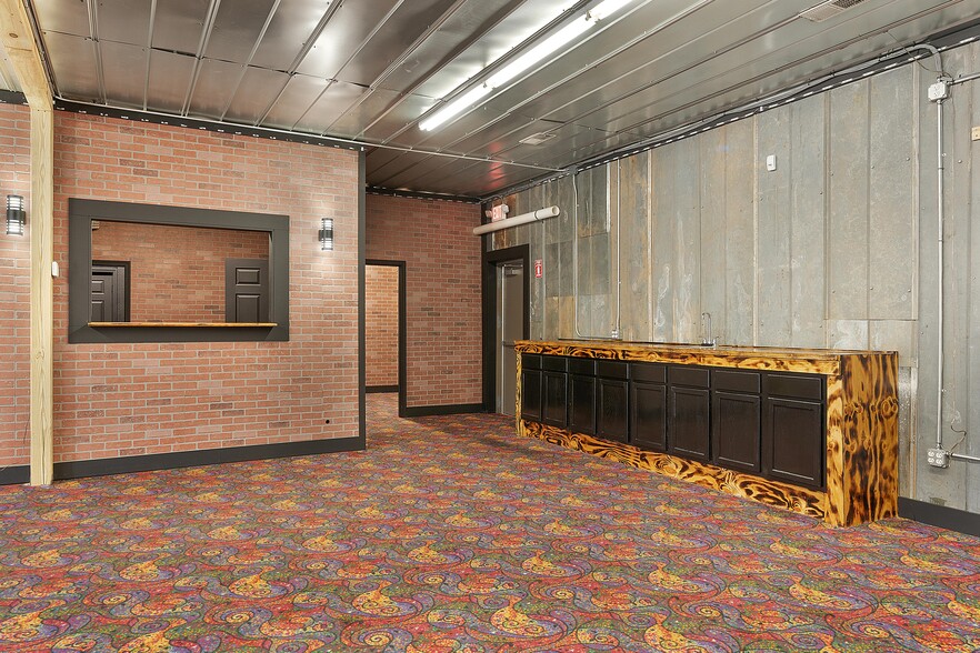 More Photos Of 3900 Ringgold Rd, Chattanooga Freestanding For Sale