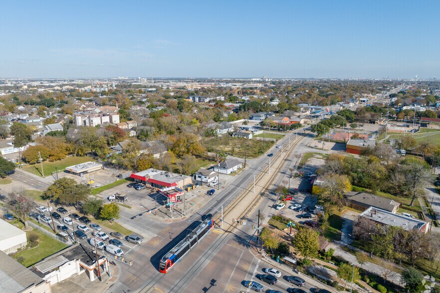 More Photos Of 309 S Lockwood Dr, Houston Restaurant For Lease