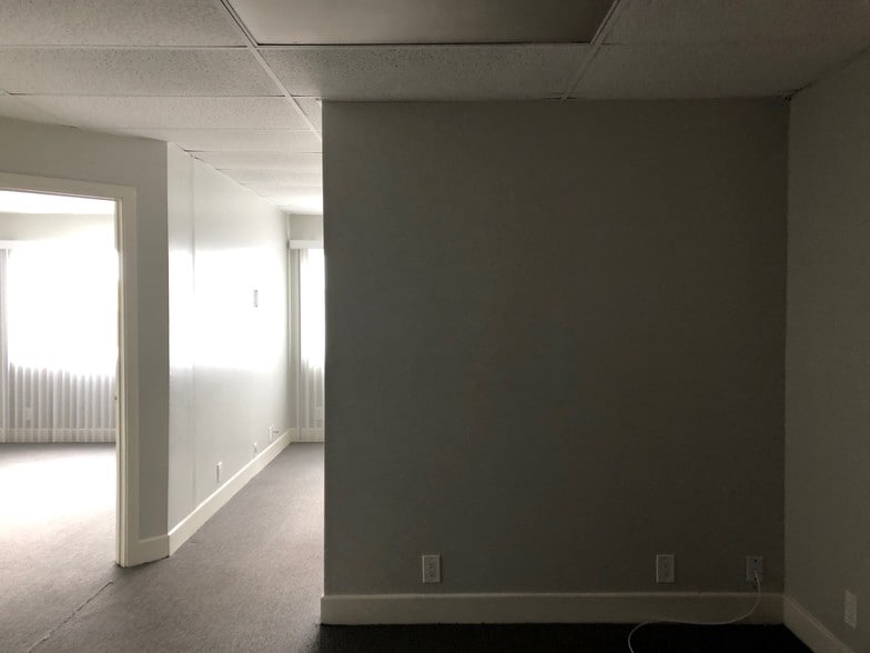 More Photos Of 1908 Pomona Ave, Costa Mesa Unknown For Lease