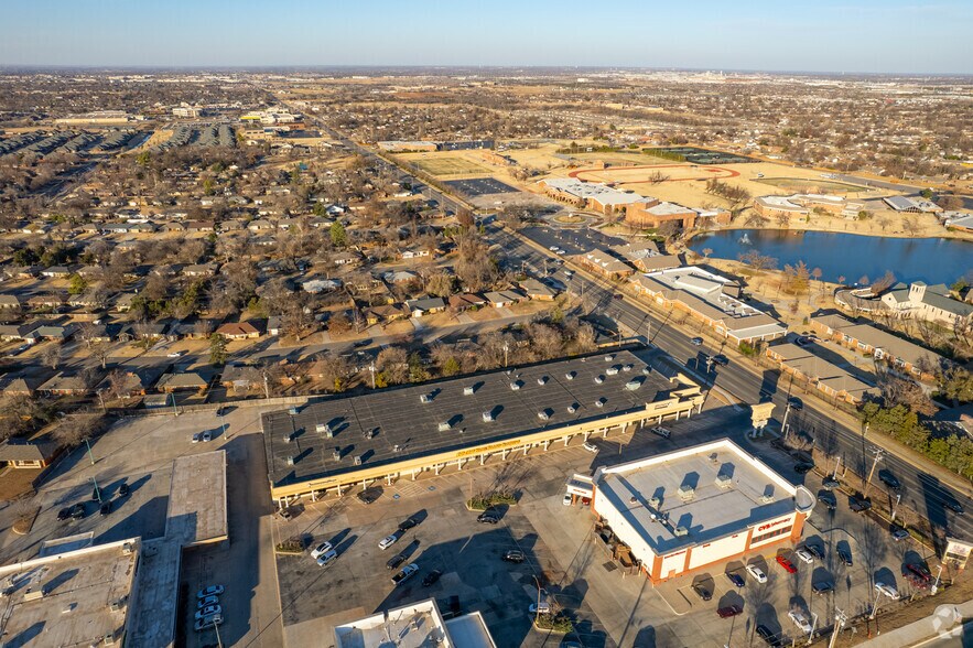 More Photos Of 2103 W Britton Rd, Oklahoma City Freestanding For Lease