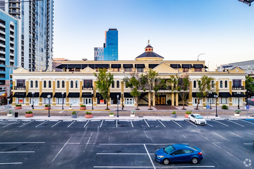 More Photos Of 122 W Pine St, Orlando Office Residential For Lease