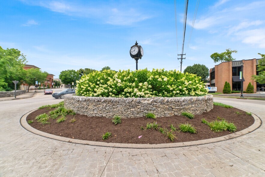 More Photos Of 7110 Town Center Way, Brentwood Office For Sale