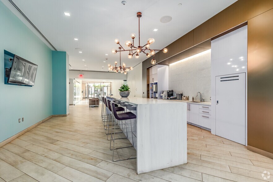 More Photos Of 1255 23rd St NW, Washington Office For Lease