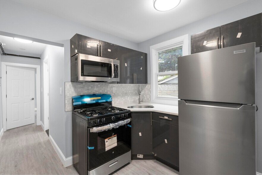 More Photos Of 1874 Barnum Ave, Stratford Apartments For Sale