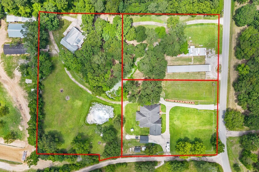 More Photos Of 16100 Firetower Rd, Conroe Self Storage For Sale