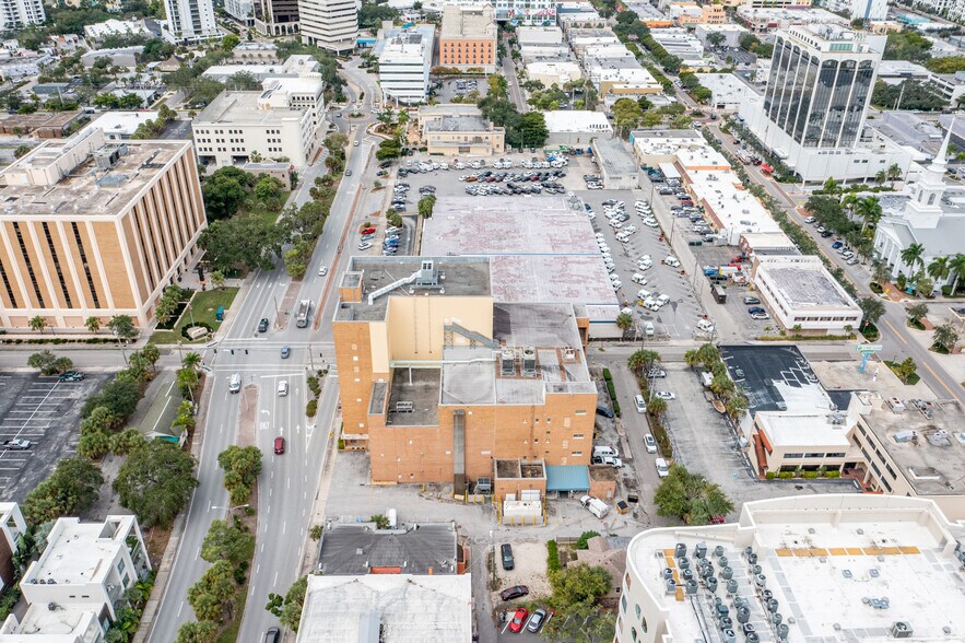 More Photos Of 1709 Ringling blvd, Sarasota Land For Sale