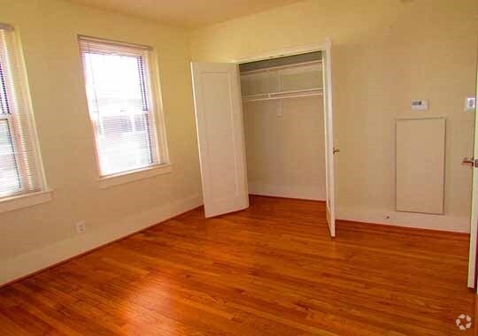 More Photos Of 1841 Columbia Rd NW, Washington Apartments For Lease