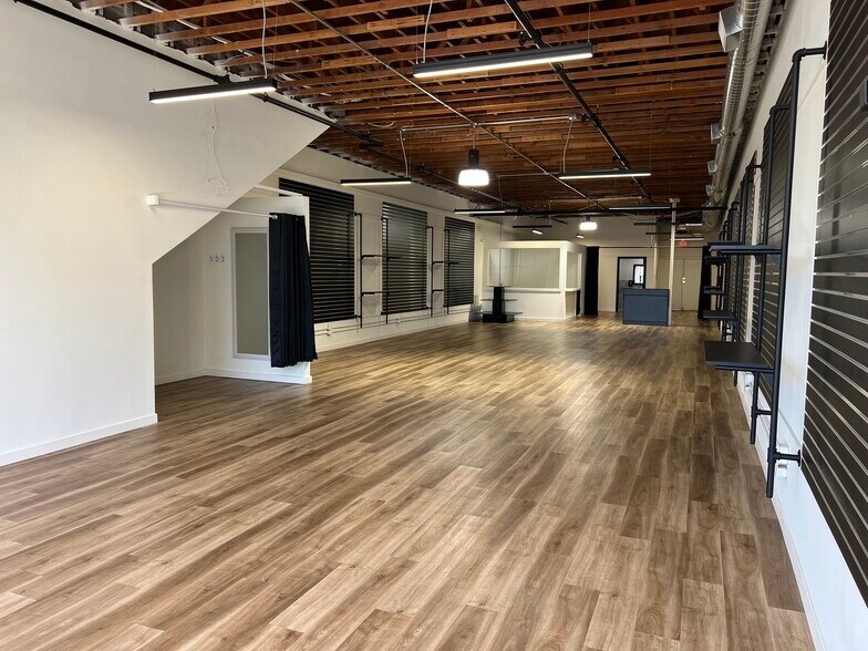 More Photos Of 208-212 S La Brea Ave, Inglewood Storefront Retail Office For Lease