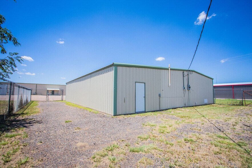 More Photos Of , Lubbock Industrial For Sale