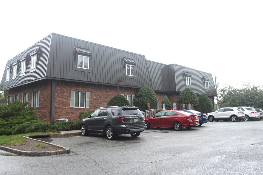 More Photos Of 29 Columbia Tpke, Florham Park Medical For Sale