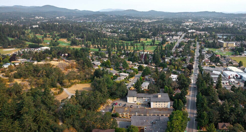 More Photos Of 742 Lampson St, Esquimalt Apartments For Sale