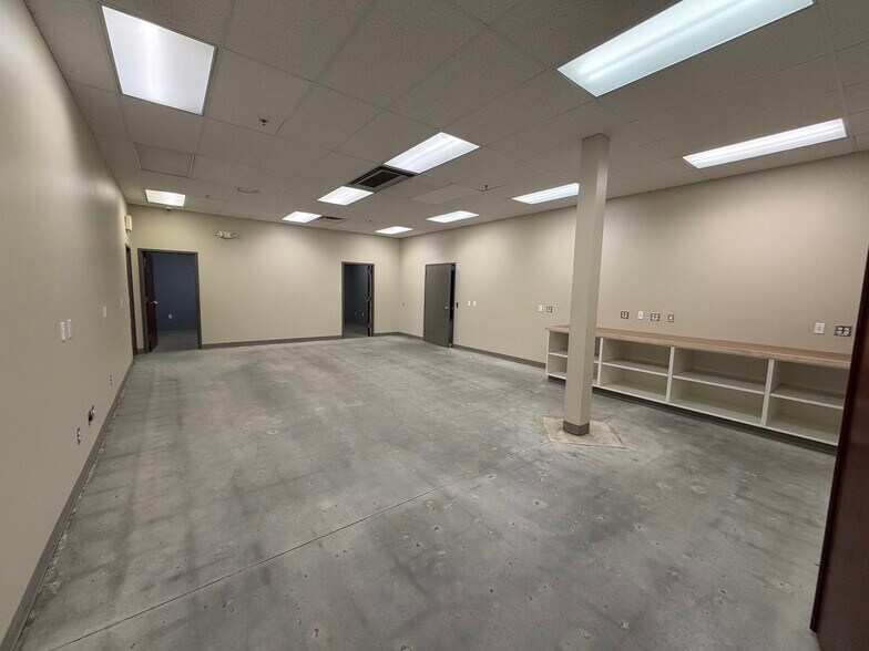 More Photos Of 330 N Ancestor Pl, Boise Warehouse For Lease