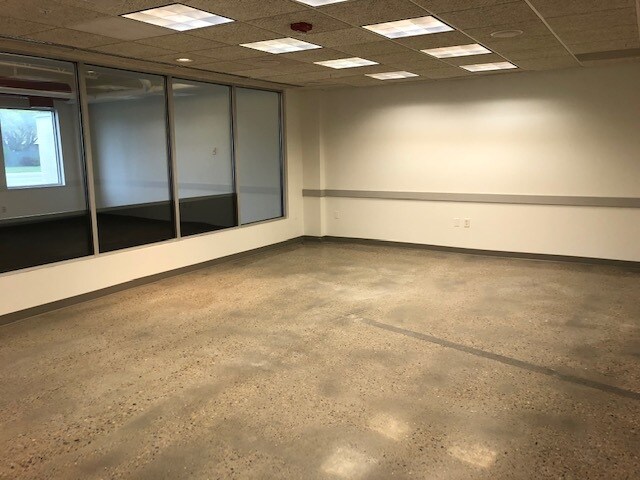 More Photos Of 756 S Redwood Rd, Salt Lake City Medical For Lease