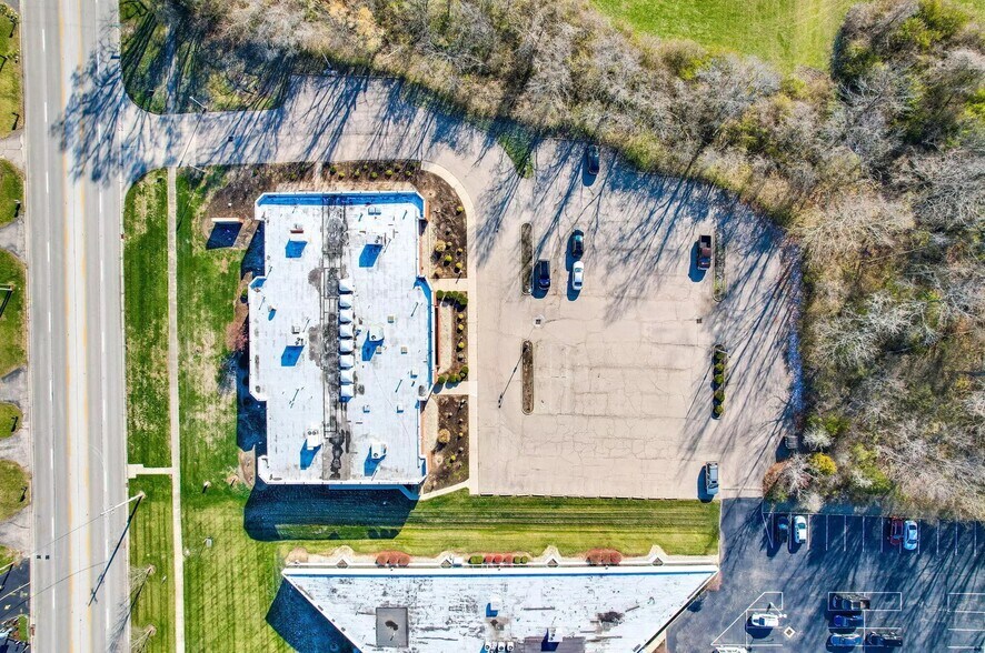 More Photos Of 7111 N Main St, Dayton Medical For Lease