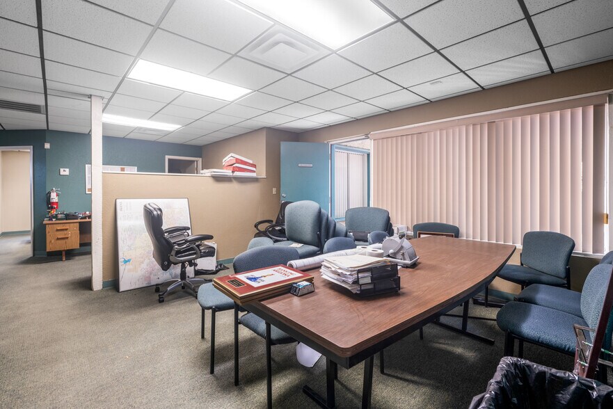 More Photos Of 760 S Stapley Dr, Mesa Office For Lease