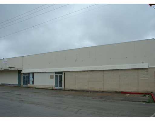 More Photos Of 200 N Saint Marys St, Beeville Medical For Lease